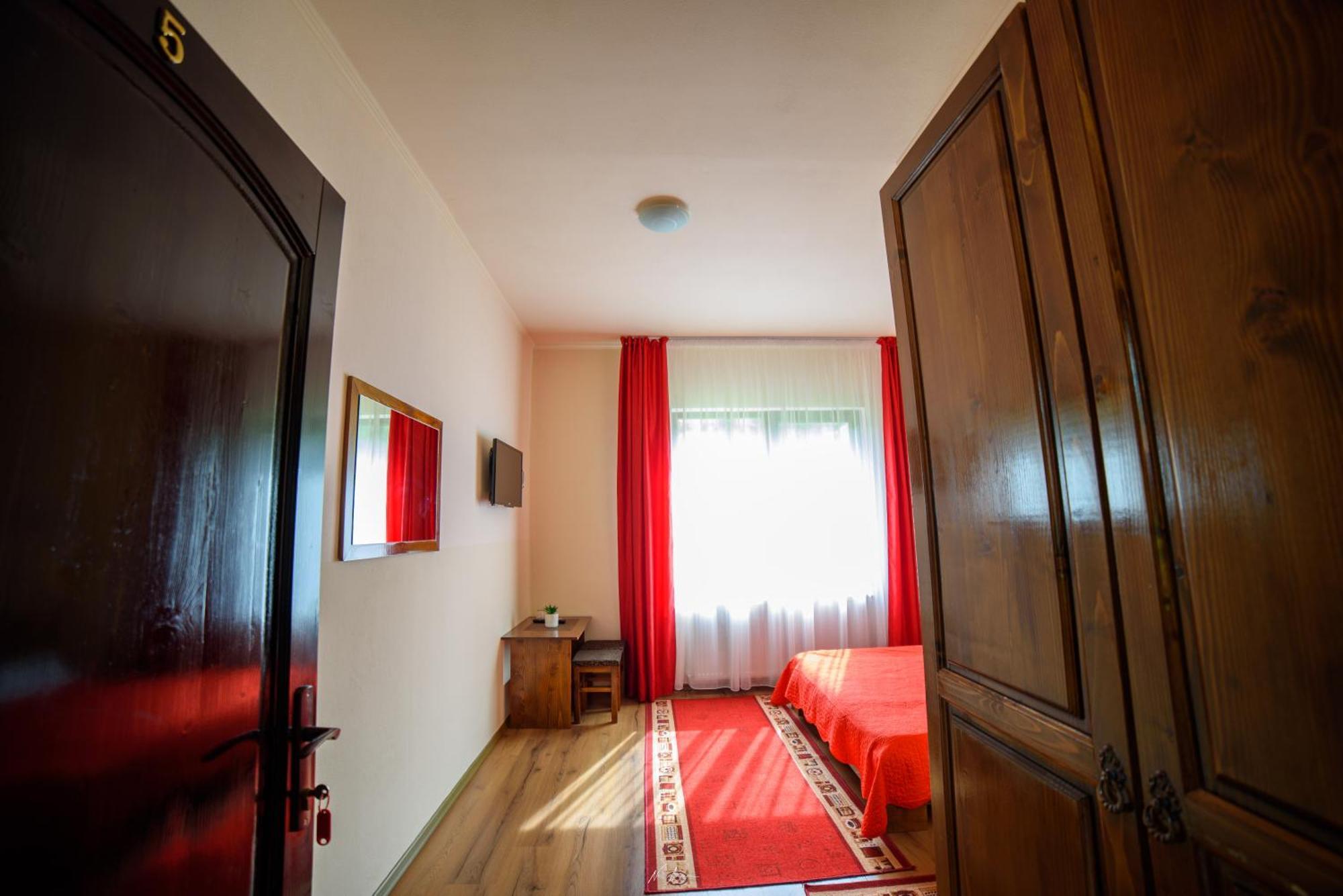 Casa Alina Villa Arieseni Bagian luar foto